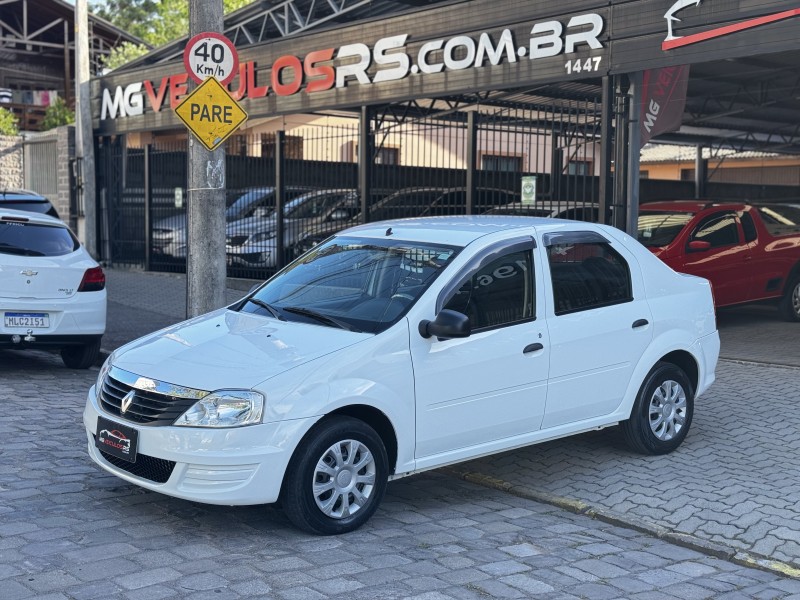 logan 1.0 authentique 16v flex 4p manual 2011 caxias do sul