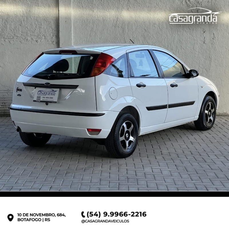 FOCUS 1.6 8V FLEX 4P MANUAL - 2005 - BENTO GONçALVES
