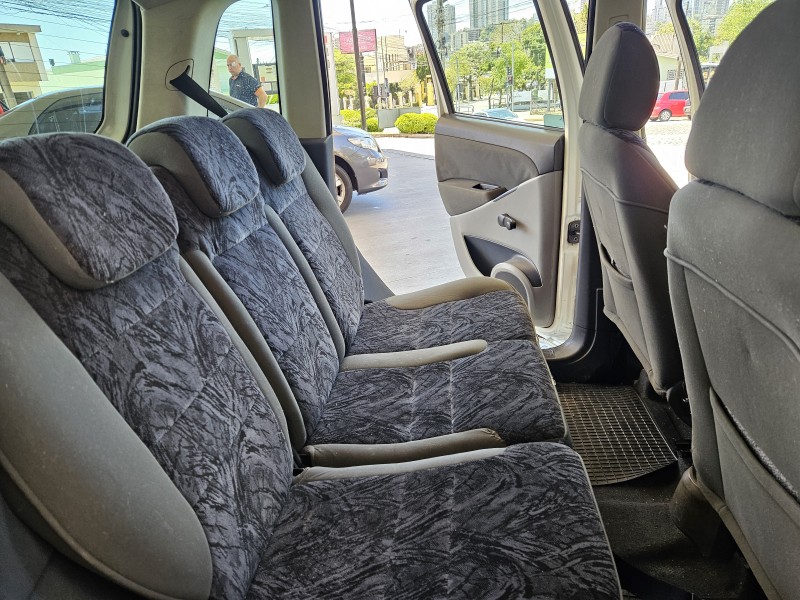 IDEA 1.8 MPI HLX 8V FLEX 4P MANUAL - 2007 - CAXIAS DO SUL