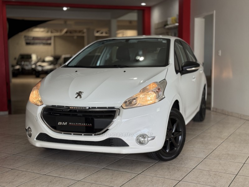 208 1.5 ACTIVE 8V FLEX 4P MANUAL - 2017 - GUAPORé