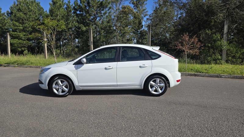 FOCUS 1.6 8V FLEX 4P MANUAL - 2013 - BENTO GONçALVES