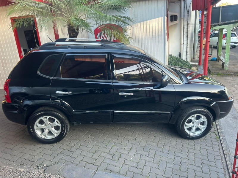 TUCSON 2.0 MPFI GL 16V 143CV 2WD GASOLINA 4P AUTOMÁTICO - 2010 - TRêS COROAS