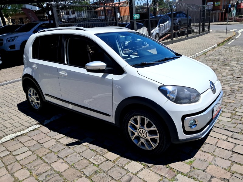 UP 1.0 CROSS I MOTION T.FLEX 12V 4P AUTOMÁTICO - 2016 - CAXIAS DO SUL