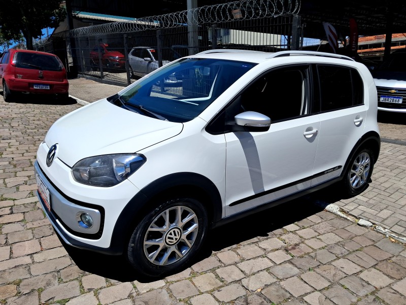 up 1.0 cross i motion t.flex 12v 4p automatico 2016 caxias do sul