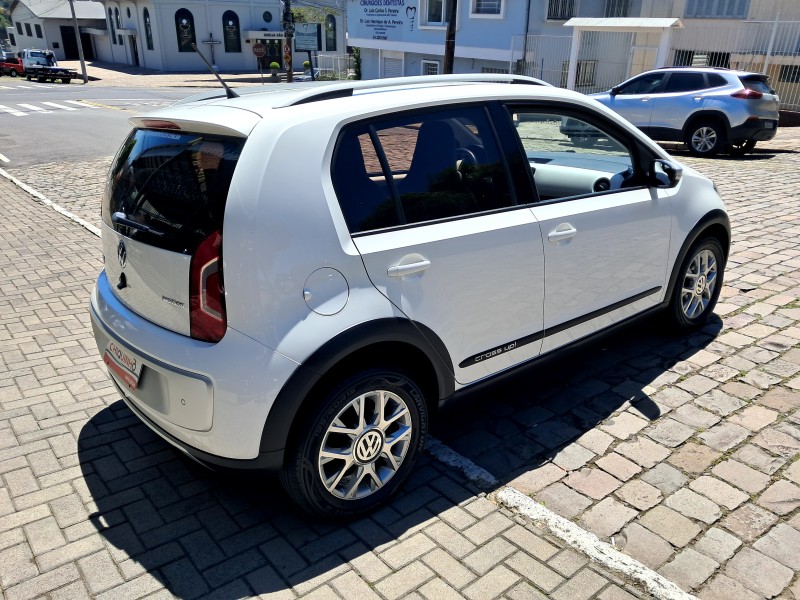 UP 1.0 CROSS I MOTION T.FLEX 12V 4P AUTOMÁTICO - 2016 - CAXIAS DO SUL