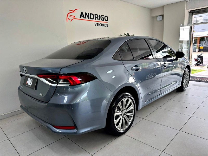 COROLLA 2.0 XEI 16V FLEX 4P AUTOMÁTICO - 2022 - CAXIAS DO SUL