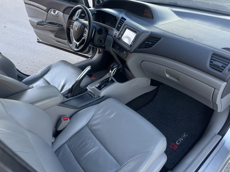 CIVIC 1.8 EXS 16V GASOLINA 4P AUTOMÁTICO - 2012 - CAXIAS DO SUL