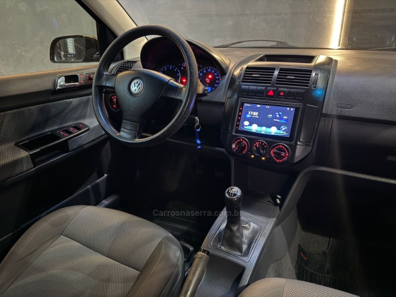 POLO SEDAN 1.6 MI 8V FLEX 4P MANUAL - 2009 - NOVO HAMBURGO