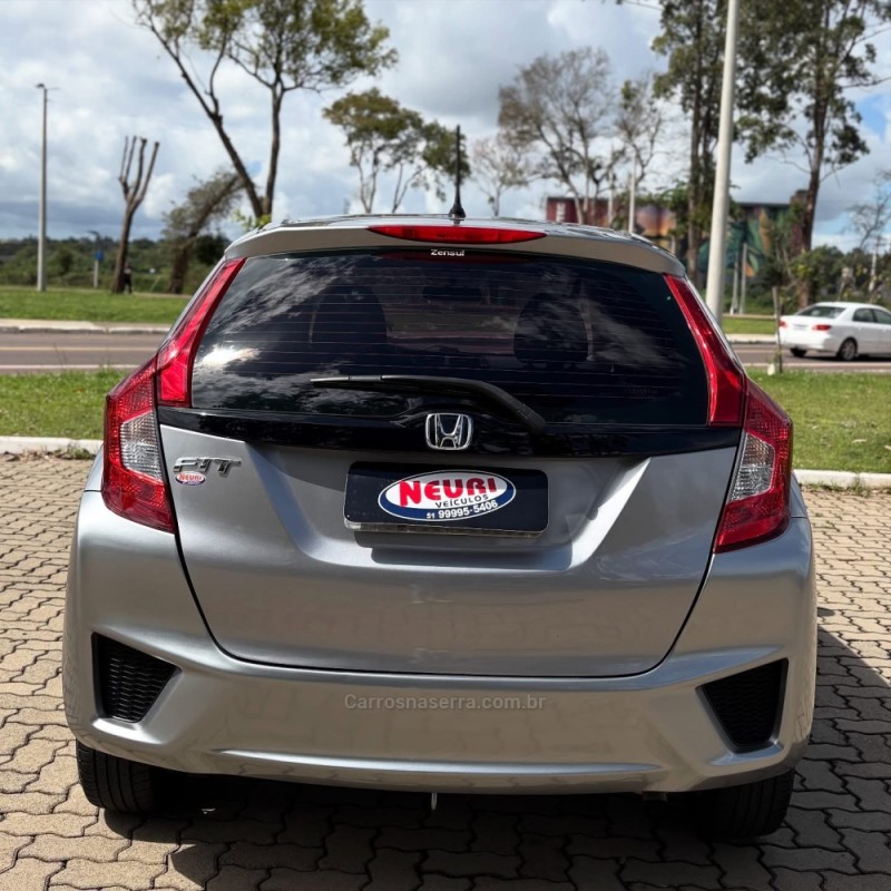 FIT 1.5 LX 16V FLEX 4P AUTOMÁTICO - 2014 - LAJEADO