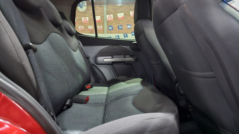 UNO 1.4 ATTRACTIVE 8V FLEX 4P MANUAL - 2011 - CAXIAS DO SUL