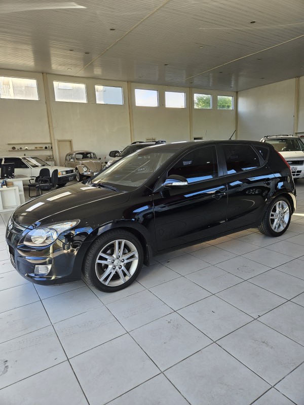 I30 2.0 MPI 16V GASOLINA 4P MANUAL - 2011 - FARROUPILHA