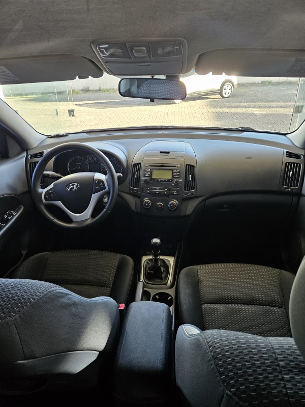 I30 2.0 MPI 16V GASOLINA 4P MANUAL - 2011 - FARROUPILHA