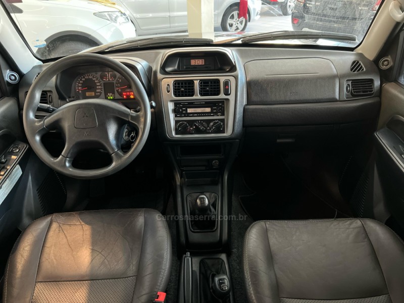 PAJERO TR4 2.0 4X4 16V 140CV FLEX 4P MANUAL - 2009 - CAXIAS DO SUL