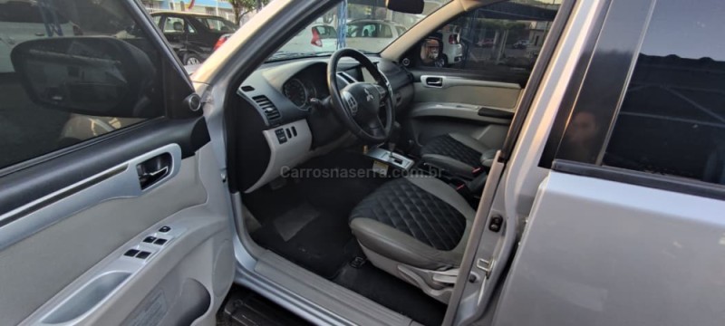 PAJERO DAKAR 3.2 HPE 4X4 7 LUGARES 16V TURBO INTERCOOLER DIESEL 4P AUTOMÁTICO - 2011 - IGREJINHA