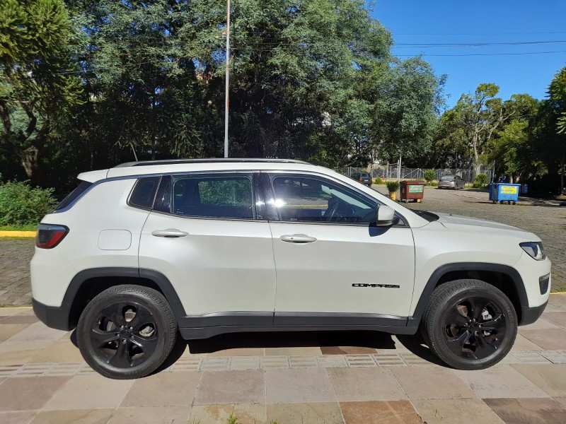 COMPASS 2.0 16V DIESEL LONGITUDE 4X4 AUTOMÁTICO - 2018 - FARROUPILHA
