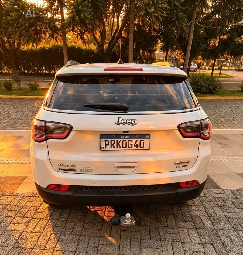 COMPASS 2.0 16V DIESEL LONGITUDE 4X4 AUTOMÁTICO - 2018 - FARROUPILHA