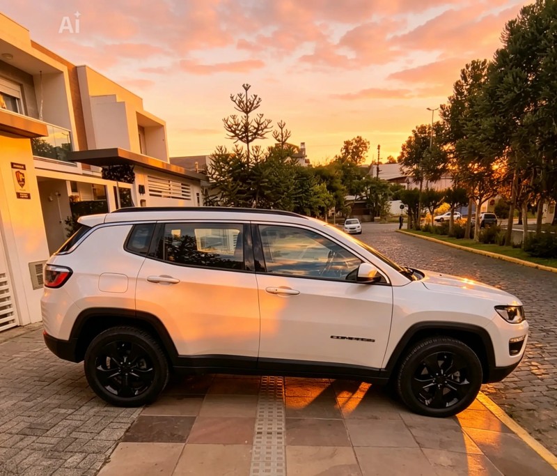 COMPASS 2.0 16V DIESEL LONGITUDE 4X4 AUTOMÁTICO - 2018 - FARROUPILHA