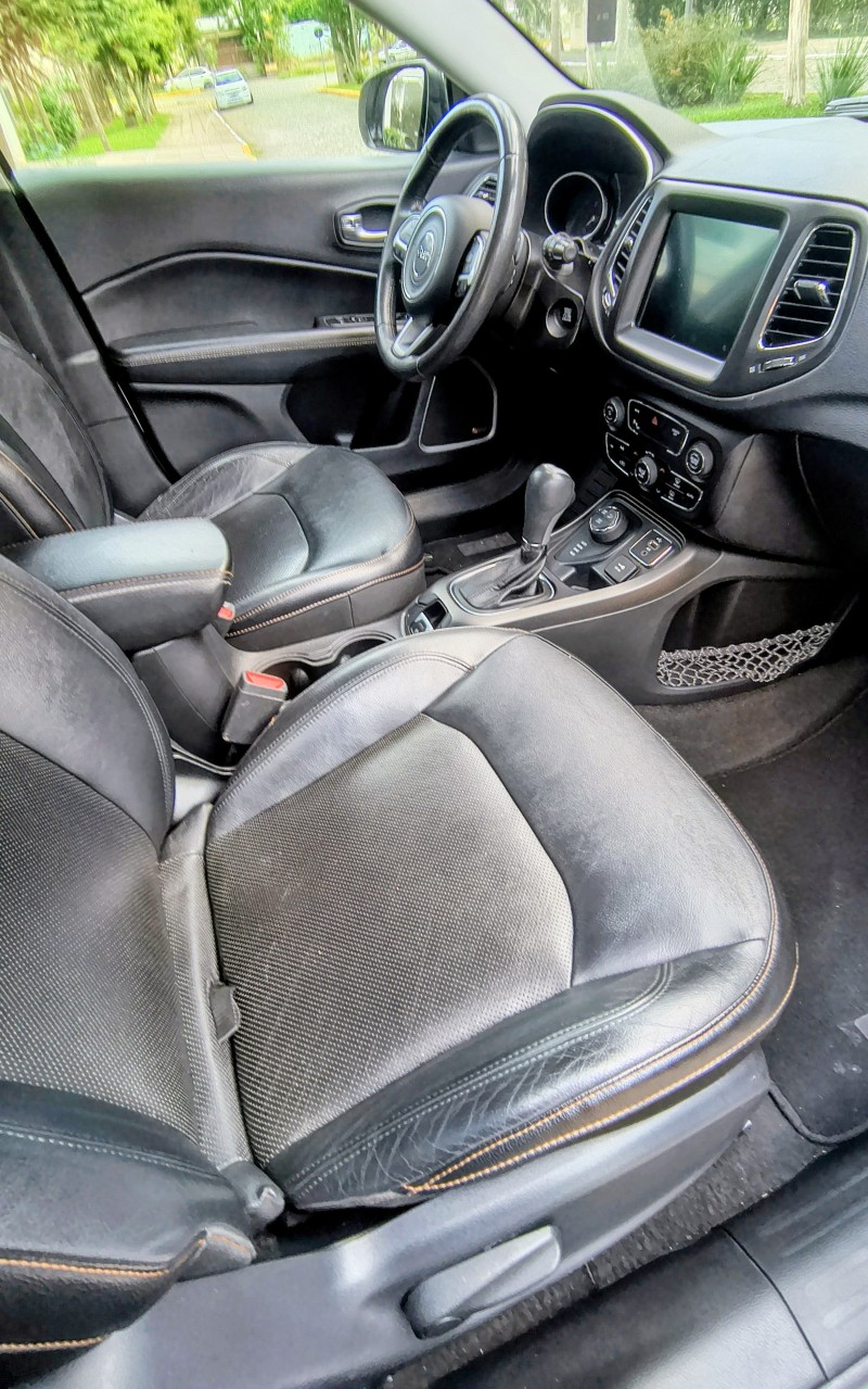 COMPASS 2.0 16V DIESEL LONGITUDE 4X4 AUTOMÁTICO - 2018 - FARROUPILHA