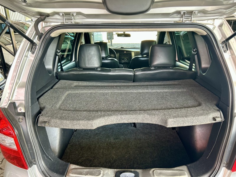 LIVINA 1.8 S 16V FLEX 4P AUTOMÁTICO - 2013 - SãO SEBASTIãO DO CAí