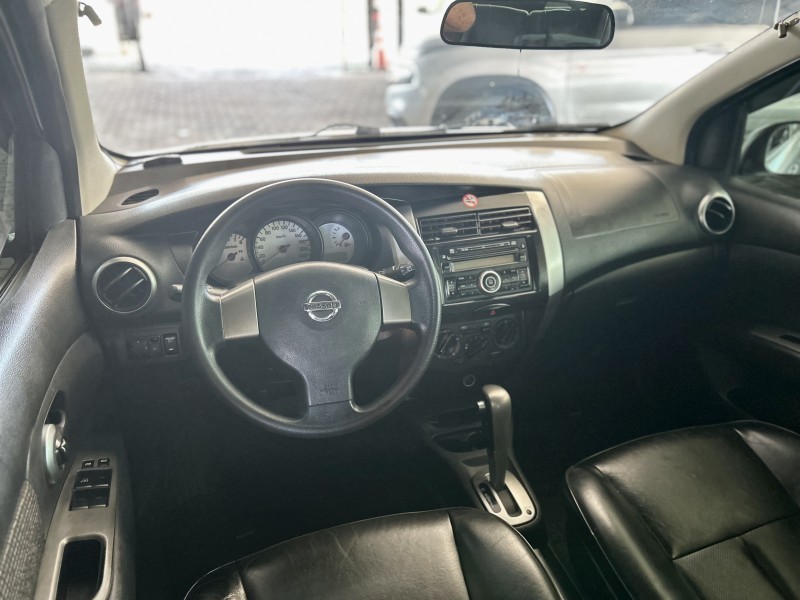 LIVINA 1.8 S 16V FLEX 4P AUTOMÁTICO - 2013 - SãO SEBASTIãO DO CAí