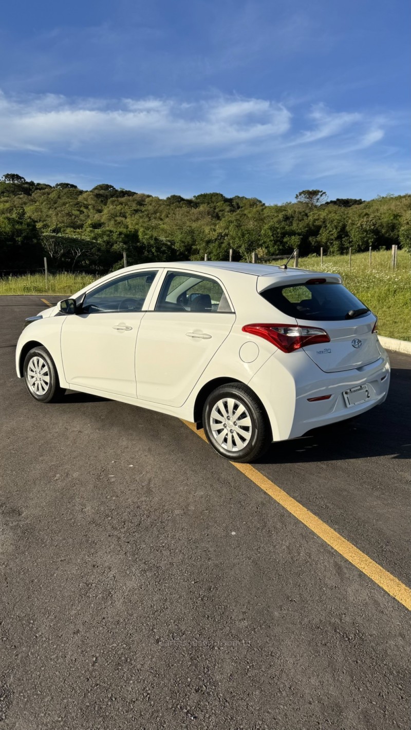 HB20 1.0 COMFORT 12V FLEX 4P MANUAL - 2015 - CARLOS BARBOSA