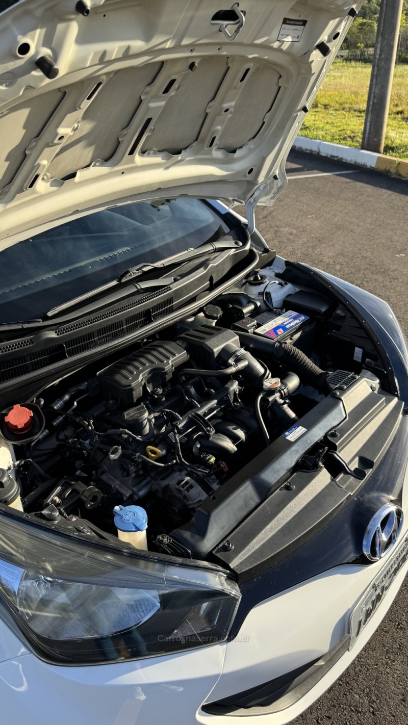 HB20 1.0 COMFORT 12V FLEX 4P MANUAL - 2015 - CARLOS BARBOSA