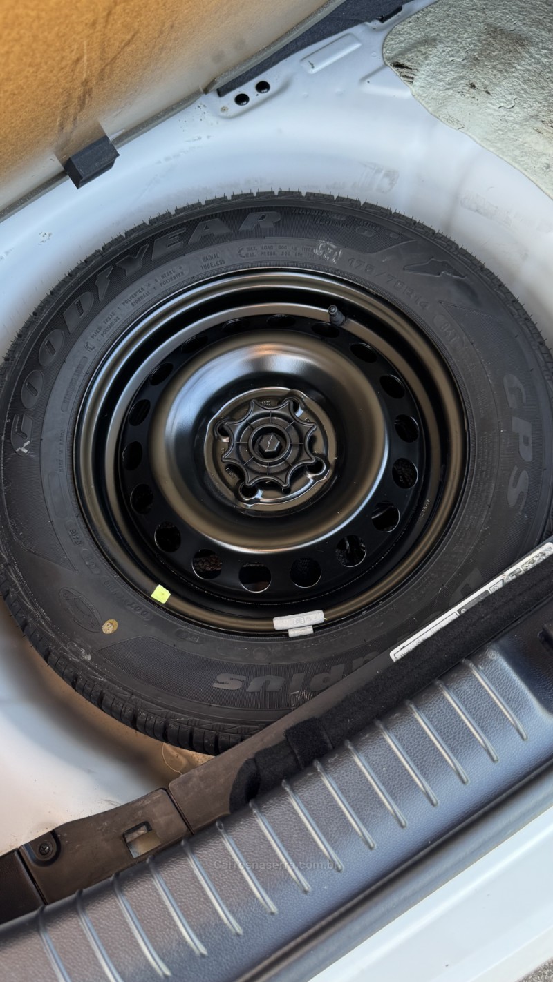 HB20 1.0 COMFORT 12V FLEX 4P MANUAL - 2015 - CARLOS BARBOSA