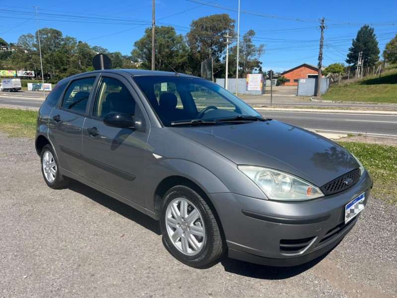 FOCUS 1.6 8V FLEX 4P MANUAL - 2008 - FARROUPILHA
