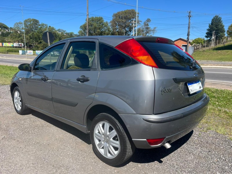 FOCUS 1.6 8V FLEX 4P MANUAL - 2008 - FARROUPILHA