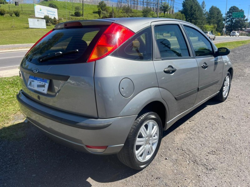 FOCUS 1.6 8V FLEX 4P MANUAL - 2008 - FARROUPILHA