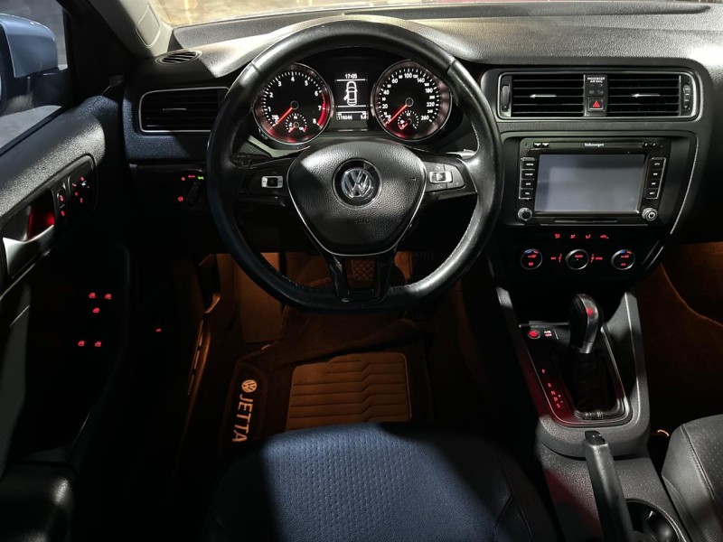 JETTA 2.0 COMFORTLINE FLEX 4P TIPTRONIC - 2015 - CAXIAS DO SUL