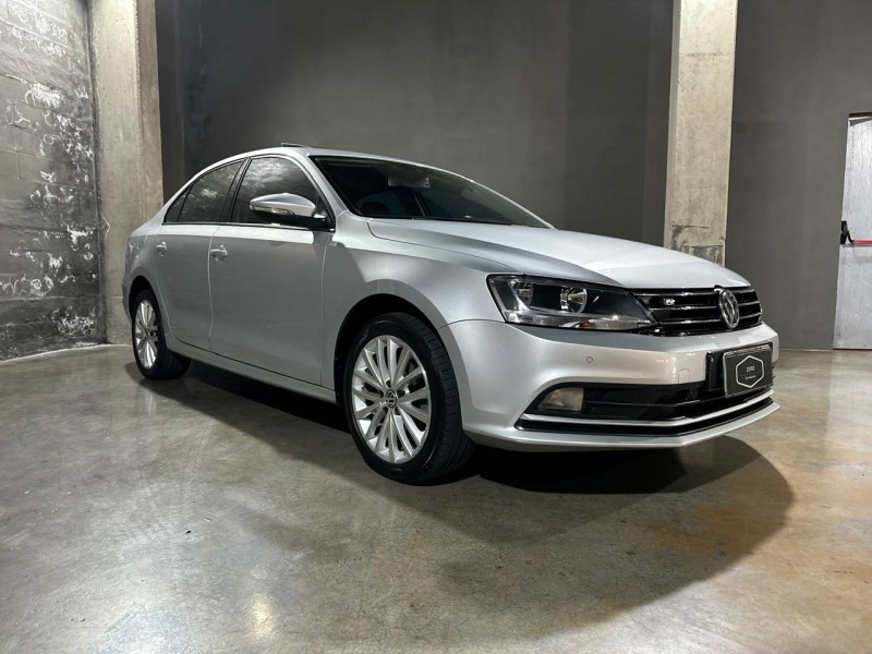 JETTA 2.0 COMFORTLINE FLEX 4P TIPTRONIC - 2015 - CAXIAS DO SUL