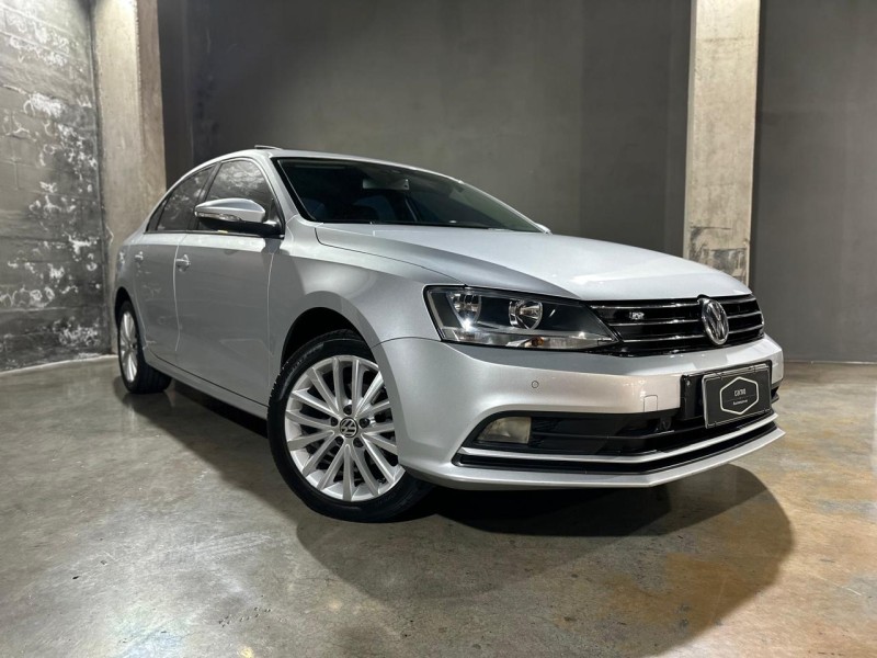 JETTA 2.0 COMFORTLINE FLEX 4P TIPTRONIC