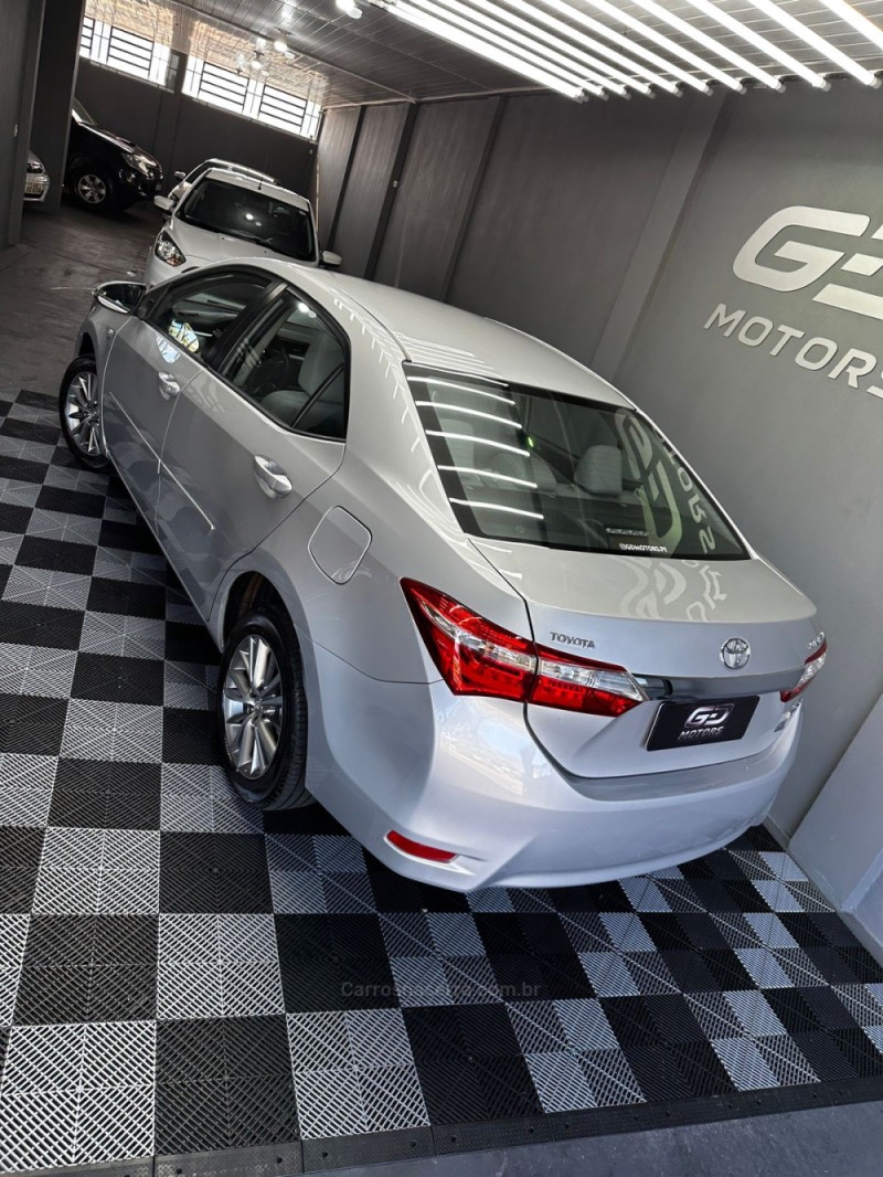 COROLLA 2.0 XEI 16V FLEX 4P AUTOMÁTICO - 2015 - PASSO FUNDO