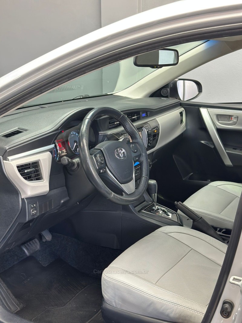 COROLLA 2.0 XEI 16V FLEX 4P AUTOMÁTICO - 2015 - PASSO FUNDO