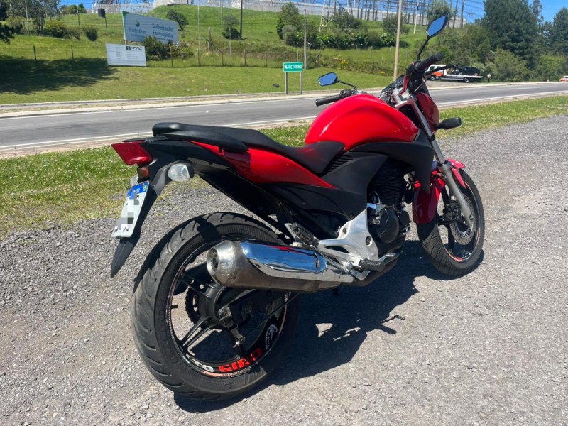 CB 300R  - 2011 - FARROUPILHA