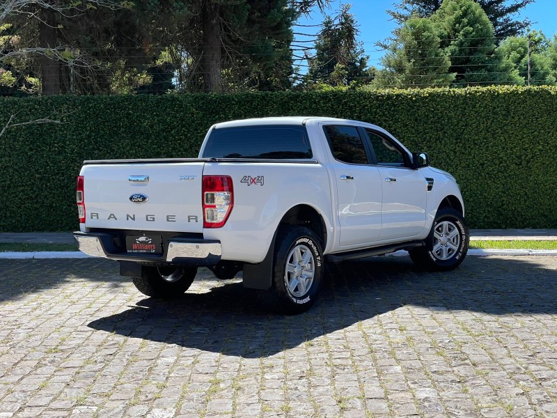 RANGER 3.2 XLT 4X4 CD 20V DIESEL 4P MANUAL - 2013 - FARROUPILHA