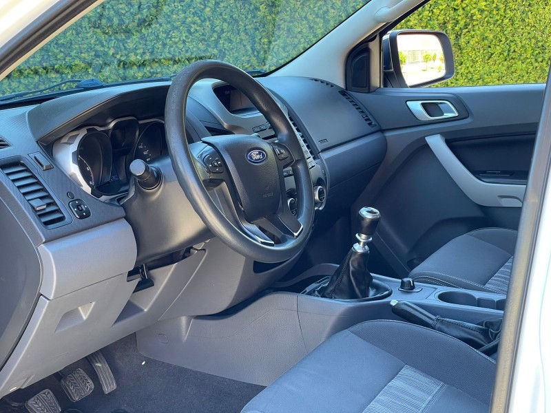 RANGER 3.2 XLT 4X4 CD 20V DIESEL 4P MANUAL - 2013 - FARROUPILHA
