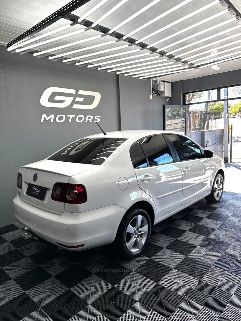 POLO 1.6 MI 8V FLEX 4P MANUAL - 2014 - PASSO FUNDO