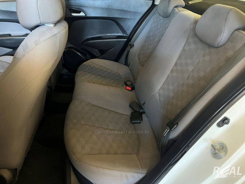 HB20S 1.6 COMFORT PLUS 16V FLEX 4P AUTOMÁTICO - 2019 - SAPIRANGA