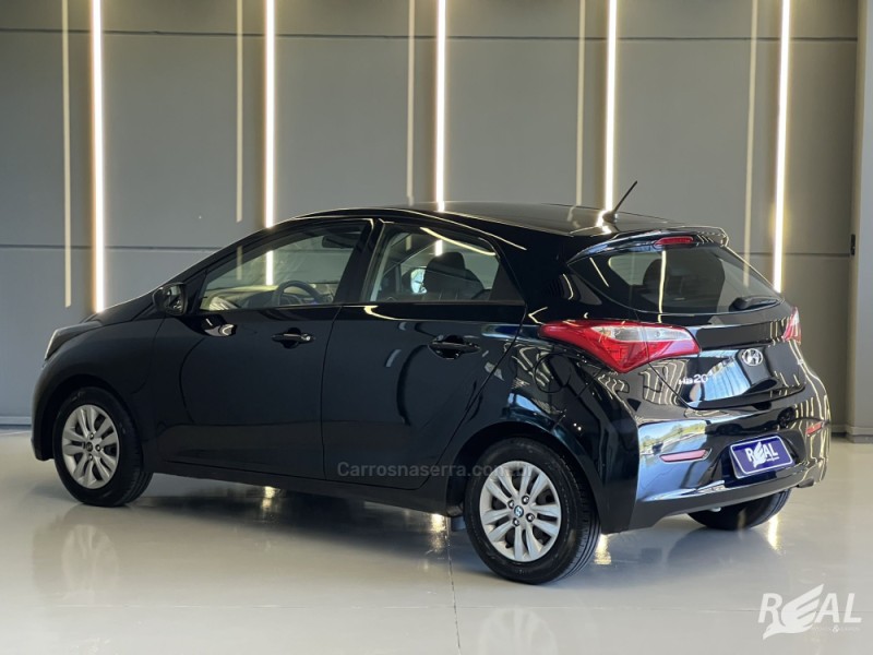HB20 1.0 COMFORT 12V FLEX 4P MANUAL - 2015 - SAPIRANGA