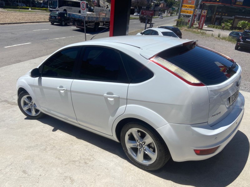 FOCUS 1.6 SE 16V FLEX 4P MANUAL - 2012 - CAXIAS DO SUL
