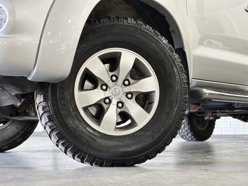 HILUX 2.7 SR 4X2 CD 16V GASOLINA 4P AUTOMÁTICO - 2010 - VENâNCIO AIRES