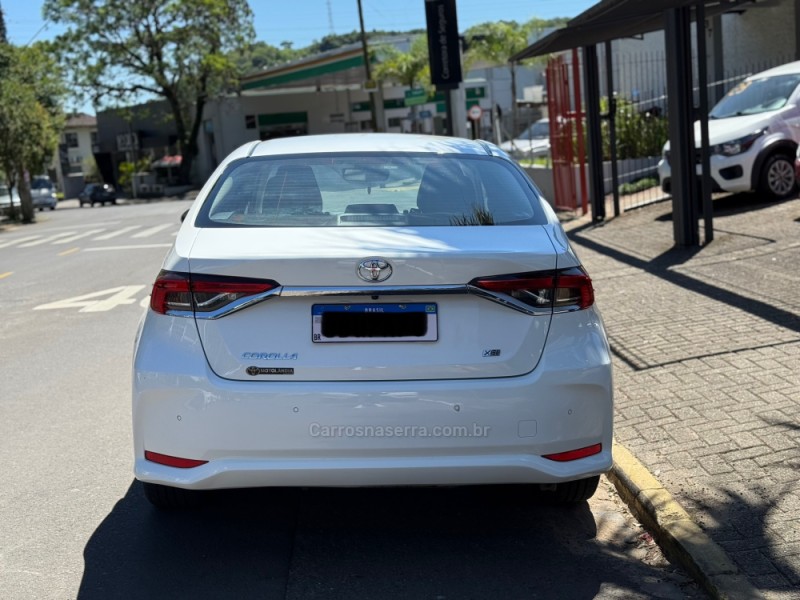 COROLLA 2.0 XEI 16V FLEX 4P AUTOMÁTICO - 2023 - PAROBé