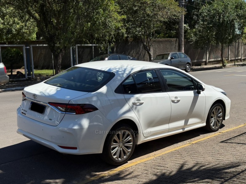 COROLLA 2.0 XEI 16V FLEX 4P AUTOMÁTICO - 2023 - PAROBé