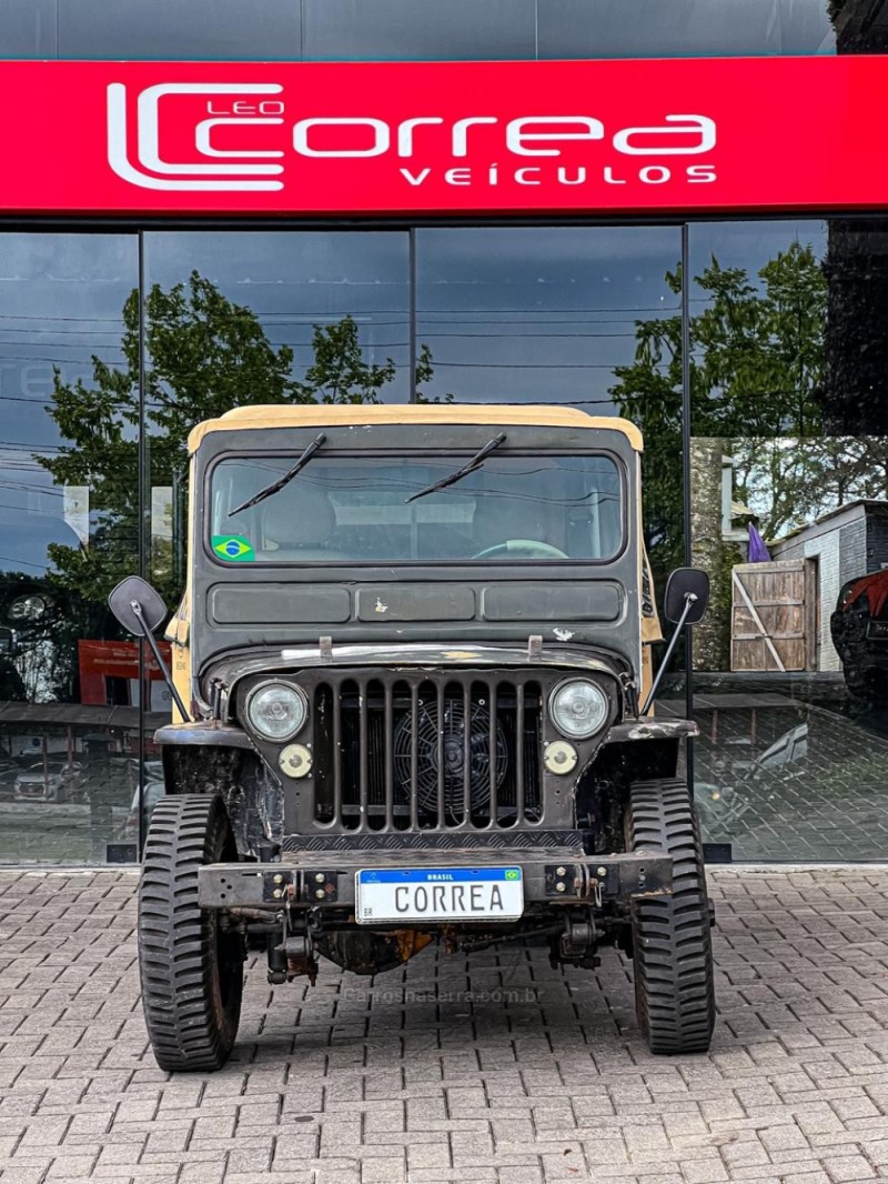 JEEP  - 1943 - CANELA