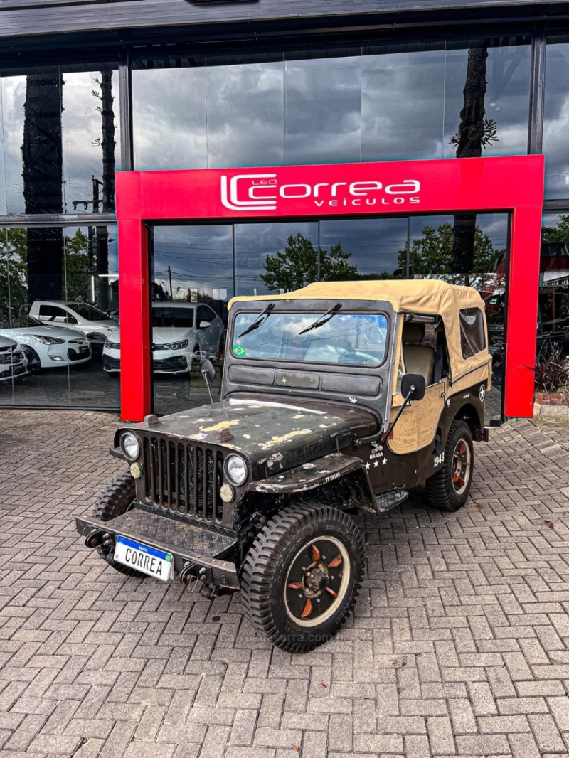 JEEP  - 1943 - CANELA
