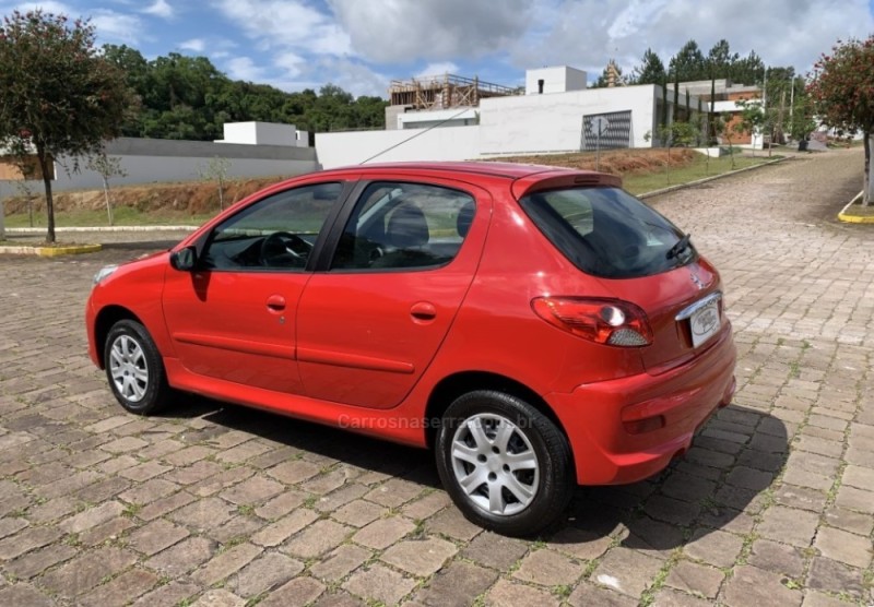 207 1.4 ACTIVE 8V FLEX 4P MANUAL - 2014 - GUAPORé