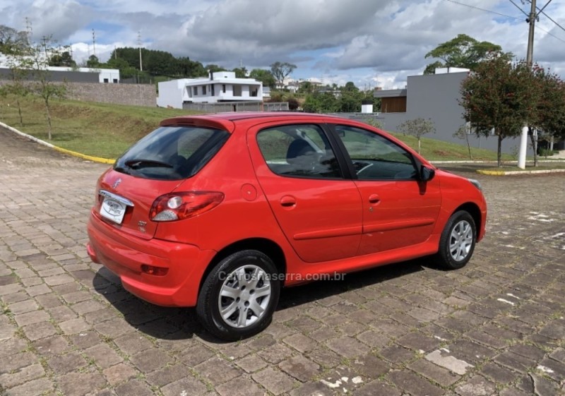 207 1.4 ACTIVE 8V FLEX 4P MANUAL - 2014 - GUAPORé