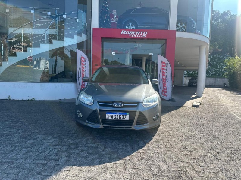 focus 2.0 se 16v flex 4p automatico 2015 bento goncalves